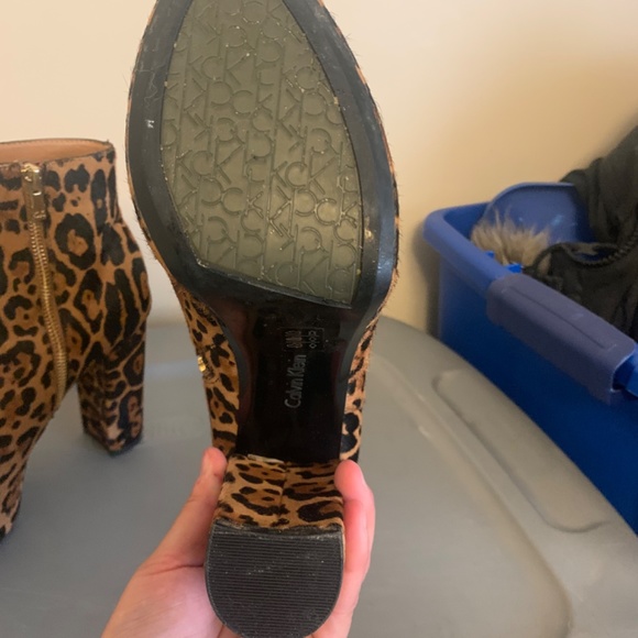 Calvin Klein heeled booties - Picture 5 of 7